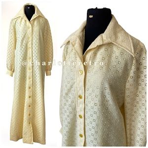 1950s vtg Yellow Eyelet Maxi Bed Robe w Butterfly Point Collar
